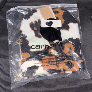 Carhartt Men's Black and Brown Beanie